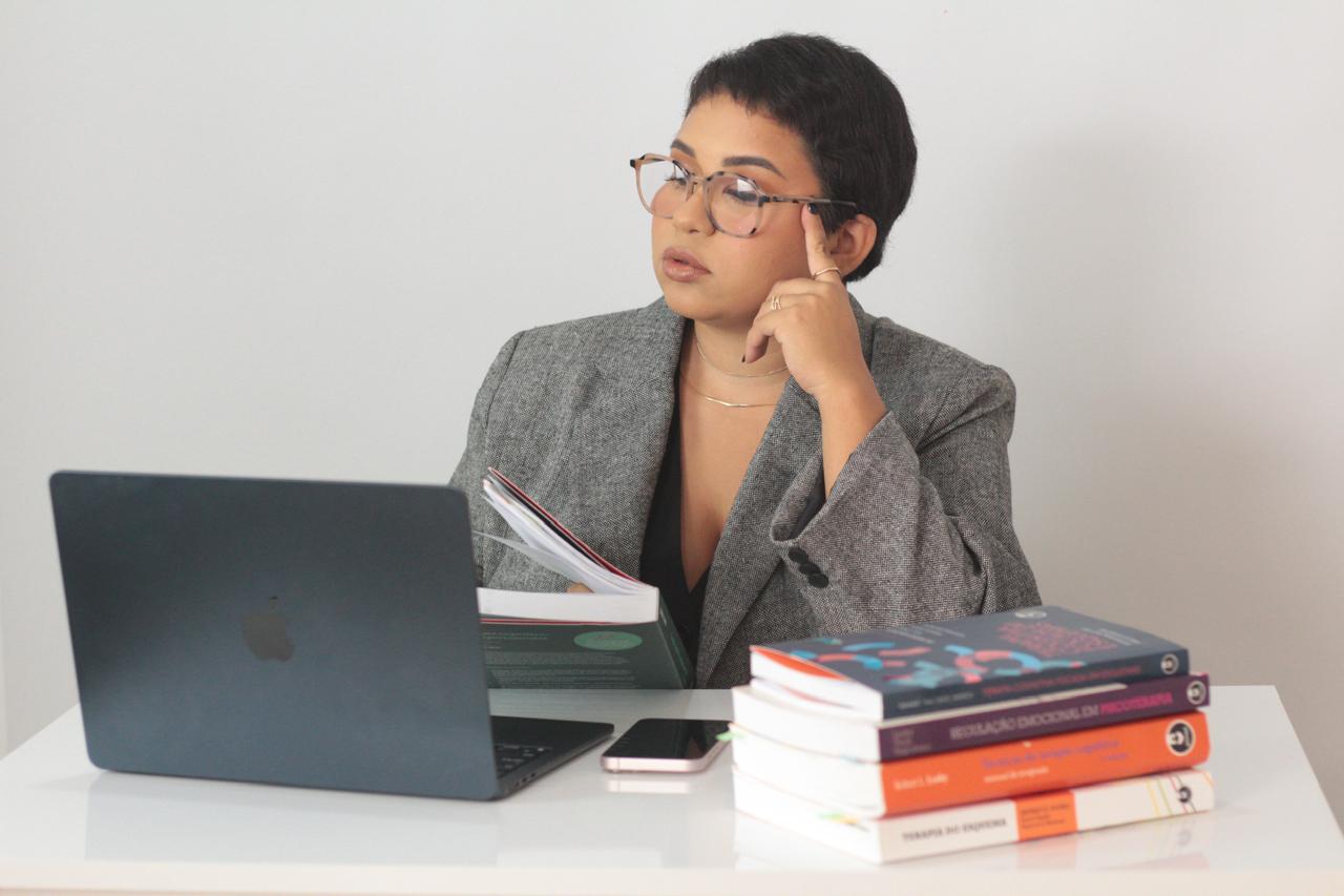 Atendimento online de Carolline Marinho